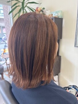 ヘアアンドネイル シーソー(Hair&Nail Seesaw) ライトブラウン