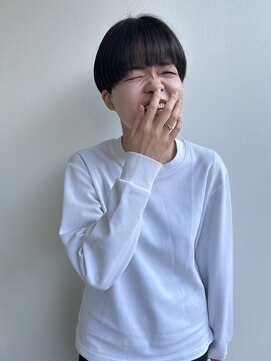 フォークロア 本店(Folk Lore) 柔らかフォルムの刈り上げマッシュ