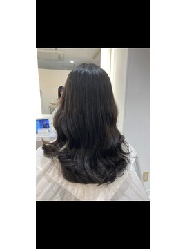 ラウレア(LAULEA) コテ巻き風パーマ/デジタルパーマ/韓国風パーマヨシンモリパーマ