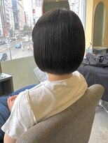 ウタ ダークグレージュ