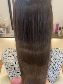 サロンドモモ(Salon de MoMo)の写真/[半個室]うるツヤ髪、ずっと触っていたくなる。