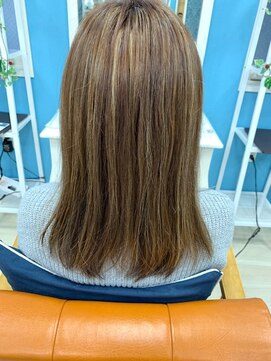 アラワラブルー(arrawarra blue) グレージュonハイライト/20代/30代/40代/50代/倉敷/白楽町