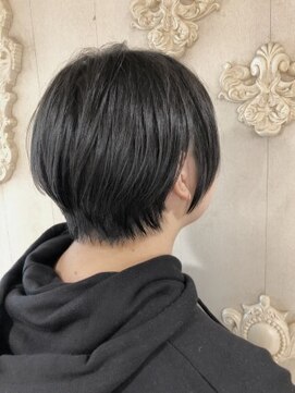 ネオリーブアイム 横浜西口店(Neolive aim) 小顔 ショート 襟足スッキリ マッシュ ショートボブ