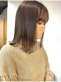 切りっぱなしロブ×透明感ベージュカラー