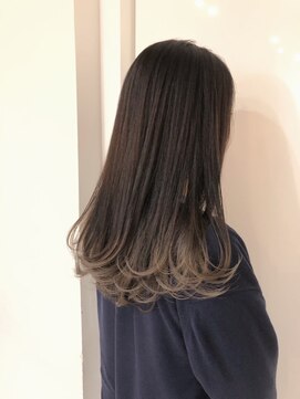 キリカ 新宿東口(KIRIKA) 控えめグラデーションカラー【KIRIKA新宿】