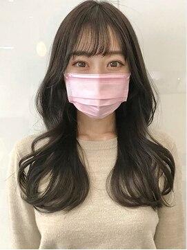 ラブクロムトーキョー オモテサンドウ(LOVECHROME OMOTESANDO) 黒髪モードイメチェンふんわりカールフェミニンヘルシースタイル