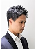 バーバー刈り上げスーツ短髪ナチュラルアップバングビジネスヘア