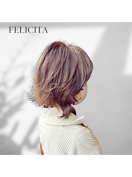 フェリシータ リコルソ(FELICITA RicorsO) 【FELICITA】レイヤーボブ《大里》