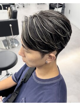 リベル(LIBER) 八王子/八王子駅/大人ハイライトメッシュ/センターパート/眉毛