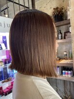 トレヘアー(tRe hair) 切りっぱなしボブ 前下がりボブ ミディアムヘア