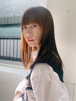 ローレンアオ(LOREN AO)&nbsp;ブラウンカラー/暖色カラー/シアーカラー/ロング/ぱっつん前髪