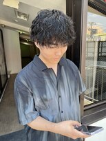 アイズ 海老名(AIZU) ツイストスパイラル メンズパーマ メンズカット 眉毛