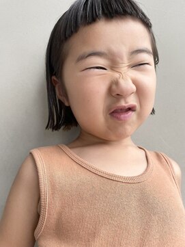 ヘアー アイス 御器所本店(HAIR ICI) キッズカット小学生女の子切りっぱなしボブ