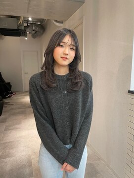 アイリー 名古屋(A/LEE) レイヤーカット／顔周りカット