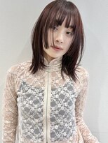 ラミエバイメルト 下北沢(lamie by melt)&nbsp;ぱっつん前髪レイヤーカット顔周り小顔こっくりレッドカシス人気