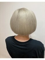 ルーシー(LUCY)&nbsp;ハイトーンミルクティベージュカラー