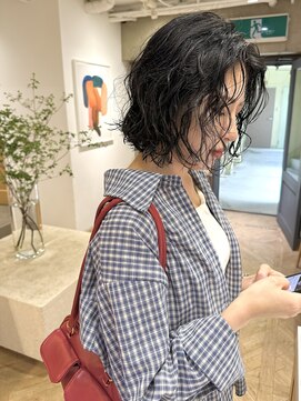 ローレン(LOREN) 黒髪/ボブルフ/ネビージュ/小顔/ワンレン/栄/髪質改善/前髪