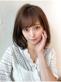 シースルーぱっつん前髪ミニウルフボブチェリーブラウン