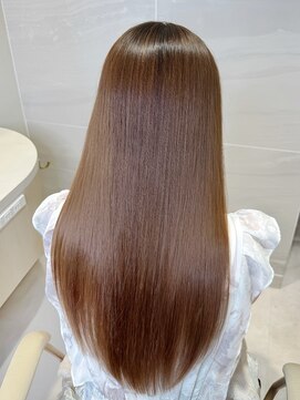 ミズチャーム(Ms.CHARM) 縮毛矯正/学割/髪質改善/コスメストレート/外苑前