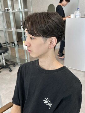 ジーナ 天神(Zina) 毛流れセンターパート(メンズカット/ダウンパーマ/ナチュラル)