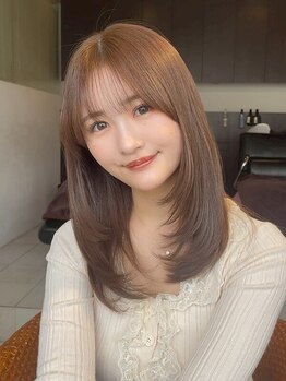 ディフィーノ 赤坂(DIFINO)の写真/褒められヘアは顔周りが鍵!ナチュラル可愛いレイヤーカットと透明感カラーで旬顔に◎