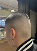 ボウズスキンフェードバズラインアップバーバー