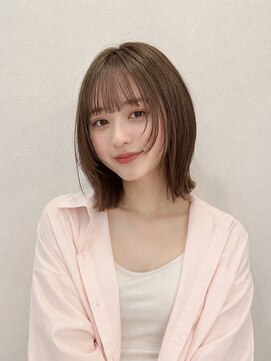 クシェル バイ リリア(kuschel by LILIA.) ミディアムボブ・切りっぱなしボブ・外ハネミディ