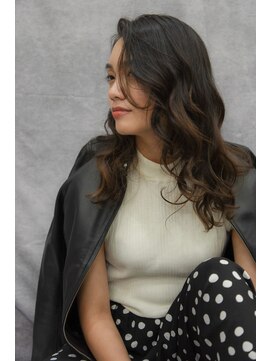 ジュノ(Jeuno) ナチュラルグラデーション