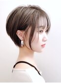 ナチュラルな肌映え♪似合わせ小顔くびれショート