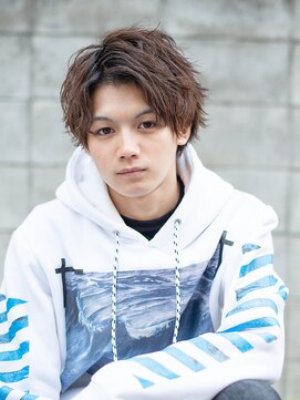 キート(Kiito) 【kiito海老名/海老名駅】メンズ/かきあげヘア/センターパート