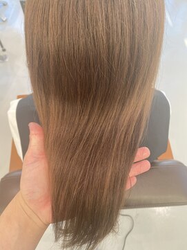 フォルテ 島田店 ツヤ髪　　ハイトーンベージュ　　髪質改善