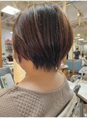 首元スッキリ大人ショートボブ