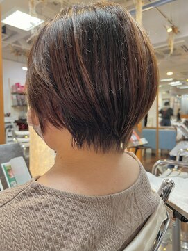 エスポワール(Espoir) 首元スッキリ大人ショートボブ