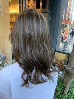 大須賀美容室 けやき通り店&nbsp;コントラストハイライト