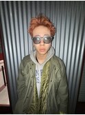 外国人風くせ毛ショート×オレンジカラー