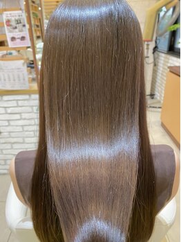 ヘアメイク パッセージ(hair make passage)の写真/柔らかく自然な仕上がりが魅力の縮毛矯正。髪のお悩みを解決し、理想の美髪ストレートを実現♪