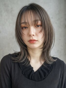 グランツ(GLANZ) 洗練タイトな酸性ストレート☆小顔顔周りカット×艶髪暗髪カラー