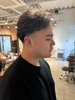 スペックホルダー(Spec Holder) フェザーパーマテーパーフェード11.23