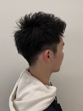 クイーン バイ ノイズ 西院(QUEEN by noism) ショートアップバング ショートカット