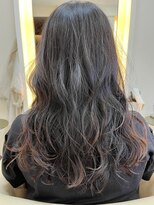 アームス リレーション(Arms Relation)&nbsp;ゆるふわウェーブ重めロング　20代30代40代　外国人風　レイヤー