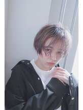 リュト(Lute) グレーベージュ×ショート,,,,