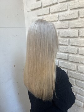 ビランチェ 池袋(bilancia) ホワイトブロンド、バニラベージュ、ホワイトミルクティー