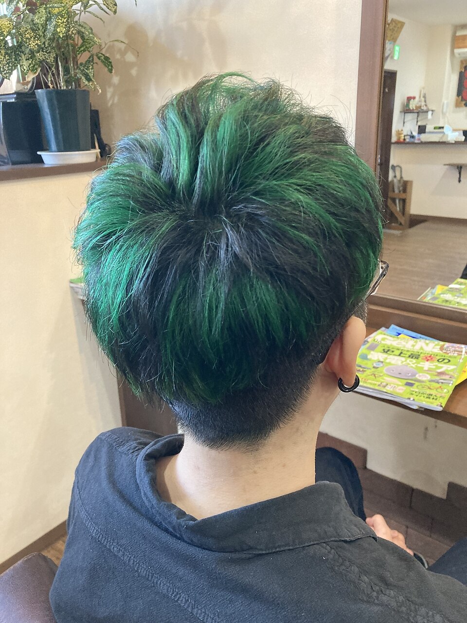 ☆派手髪ツーブロックスタイル☆：L189501560｜サンズ(Sunz)のヘア