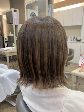 アルターリール(aL ter Rire) イメチェン/ハッシュカット/フルバング/似合わせカット/福原遼華