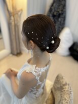 コマリ(comari) シニヨン