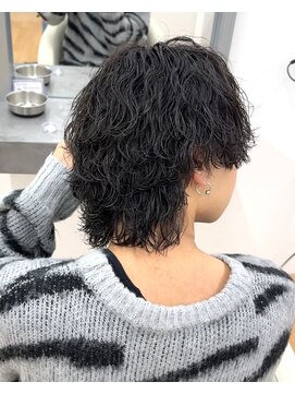 ビカム 名駅(become) 【波巻きウルフ】マッシュウルフカットスパイラルセンターパート
