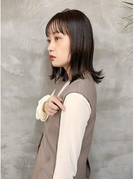 キイ ギンザ(k.e.y GINZA) ミディアムレイヤー