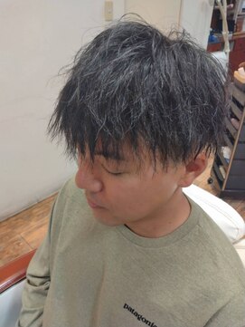 ハナイ(hanai) ツイストパーマ