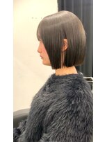 ピア ヤクイン(Pia Yakuin)&nbsp;ぱつっとボブカット