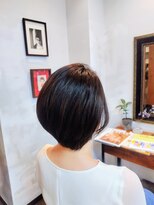 ミーノ(mｉｅｎｏ)&nbsp;ノンジアミンカラー／艶髪ショートボブ